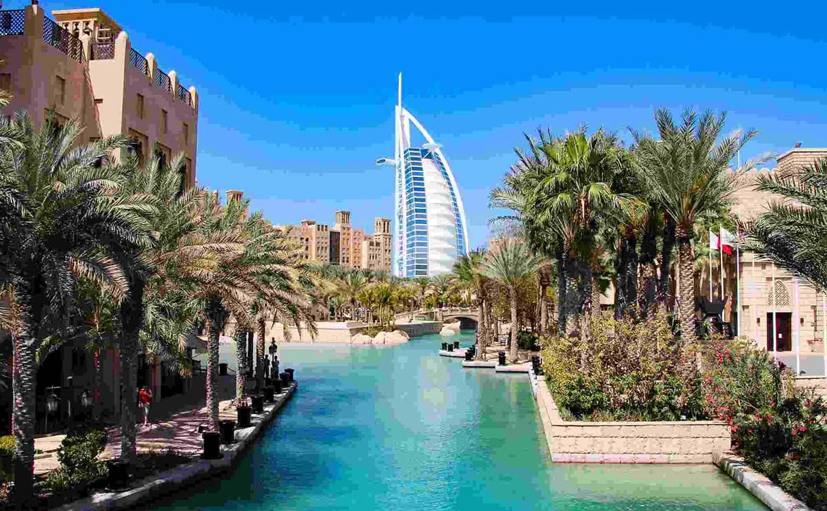 شرایط اقامت در دبی